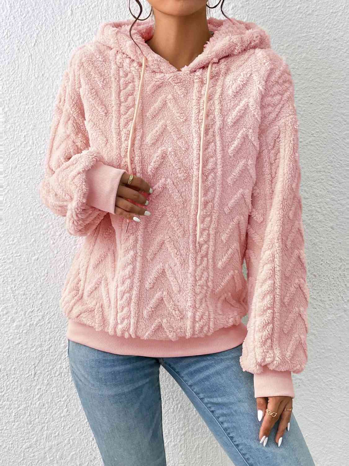 Sudadera con capucha de manga larga con cordón