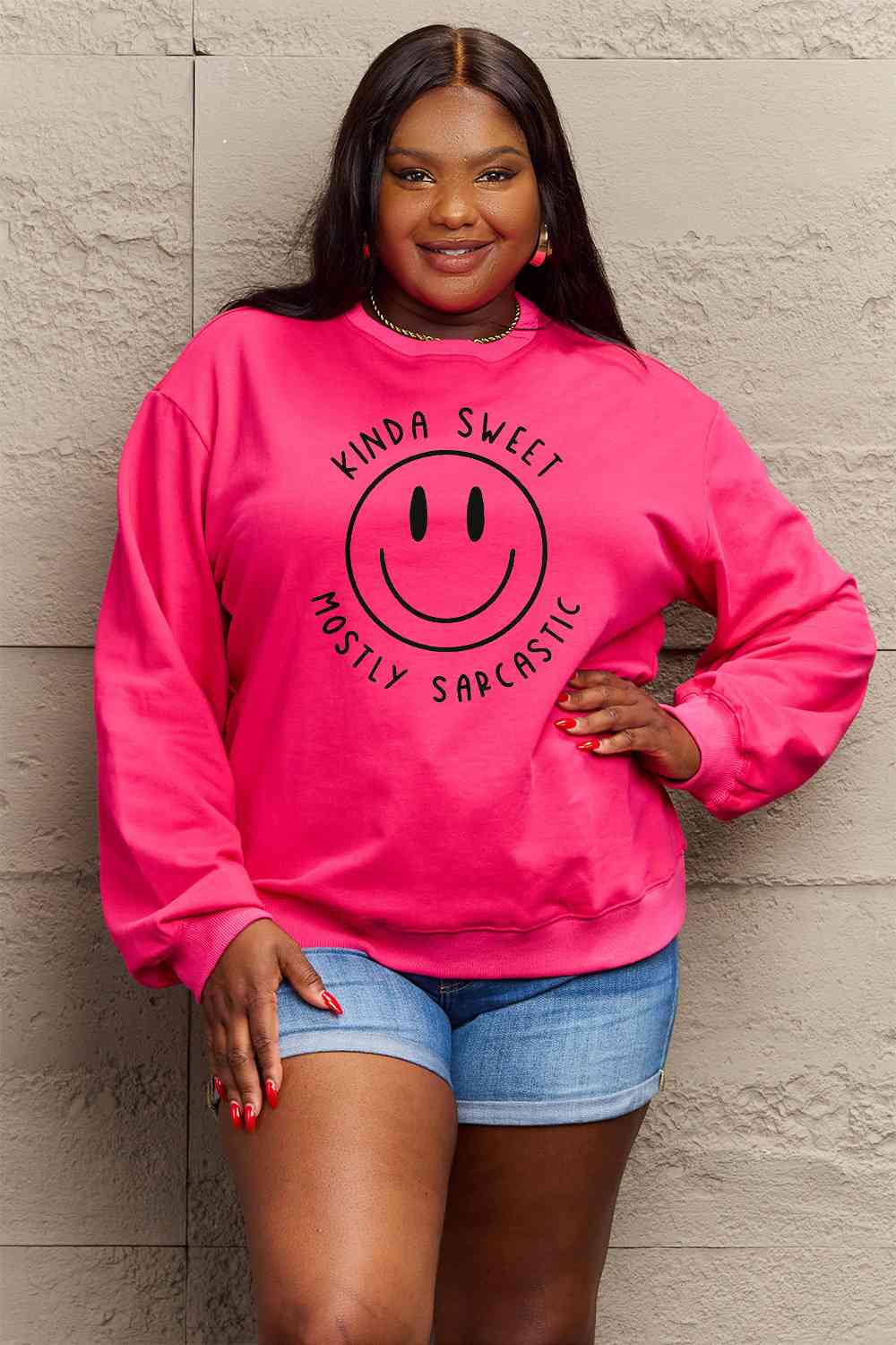 Sudadera con estampado de cara sonriente de tamaño completo de Simply Love